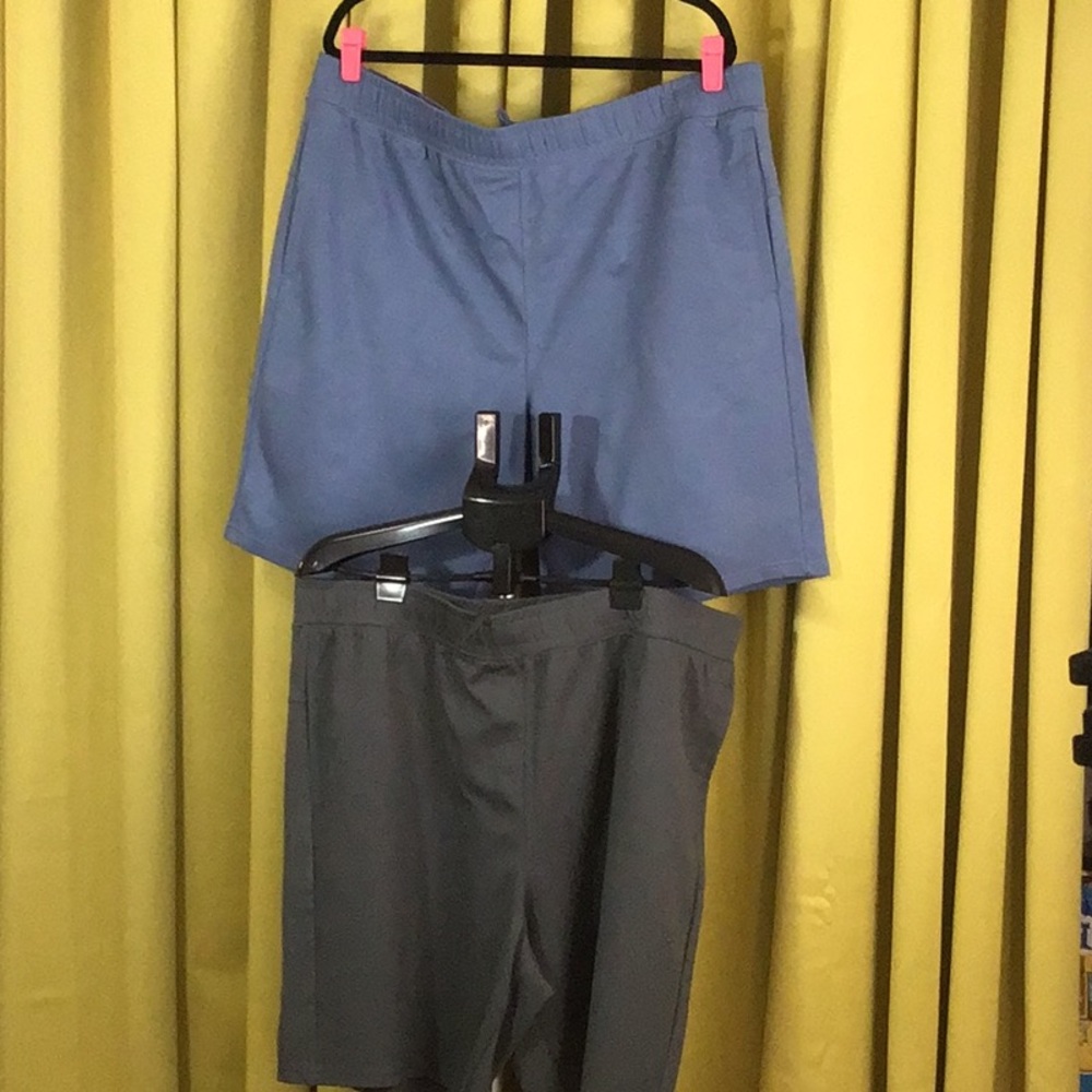 Men’s shorts lot232 nwt size XXL